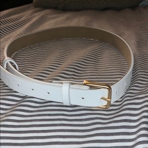 white and gold belt